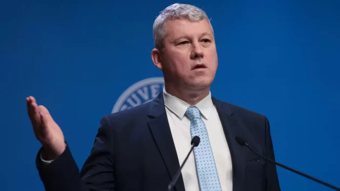 Cătălin Predoiu