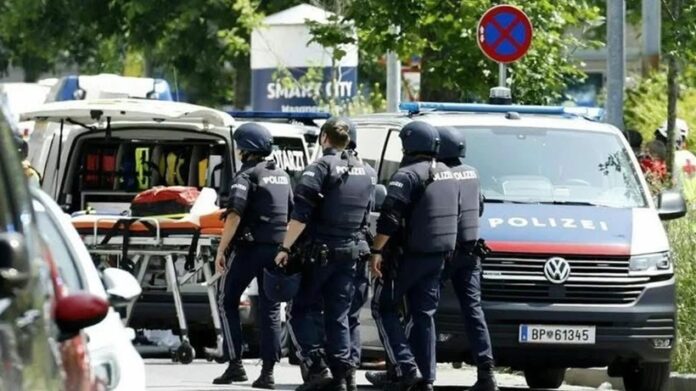Atac armat în Austria